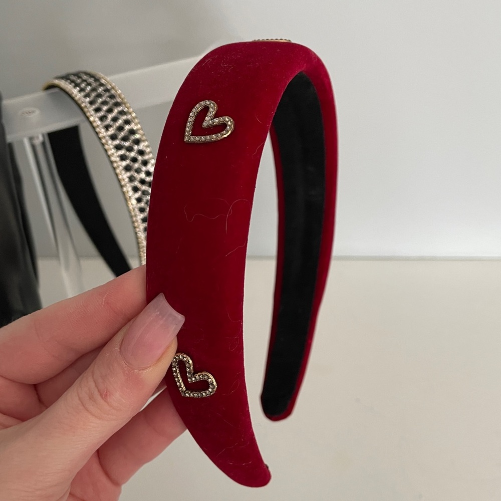 Red velvet heart rhinestone valentines headband - Picture 1 of 1